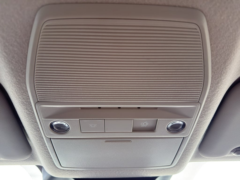 2025 Nissan Kicks SR AWD