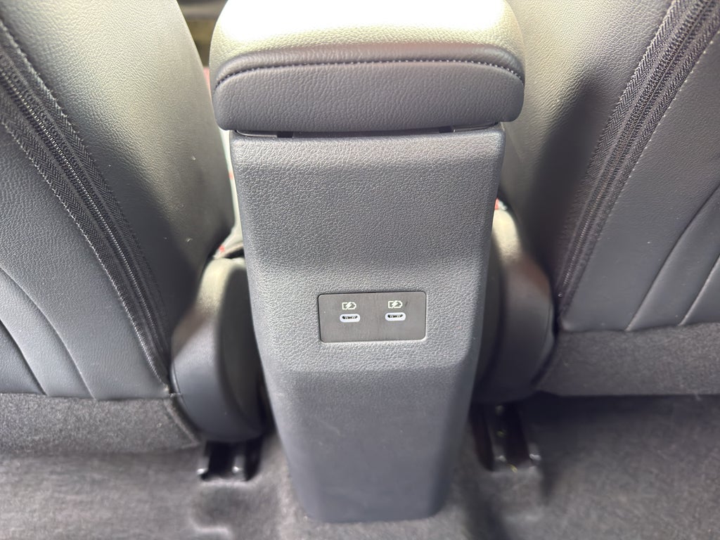 2025 Nissan Kicks SR AWD