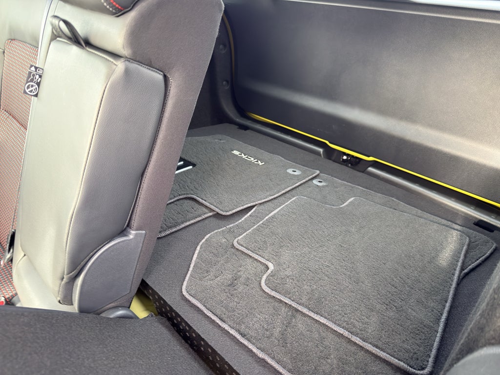 2025 Nissan Kicks SR AWD