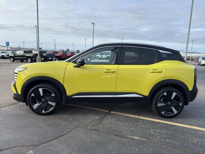 2025 Nissan Kicks SR AWD