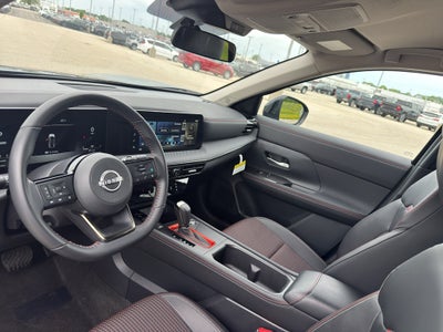 2025 Nissan Kicks SR AWD
