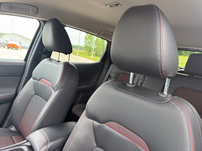 2025 Nissan Kicks SR AWD