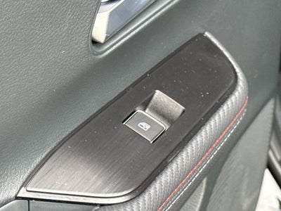 2025 Nissan Kicks SR AWD