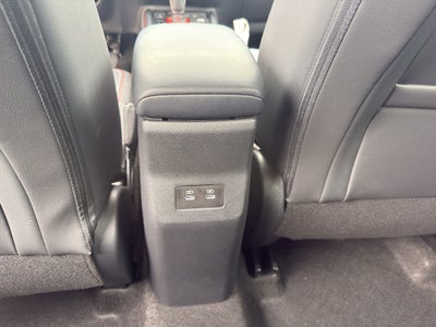 2025 Nissan Kicks SR AWD