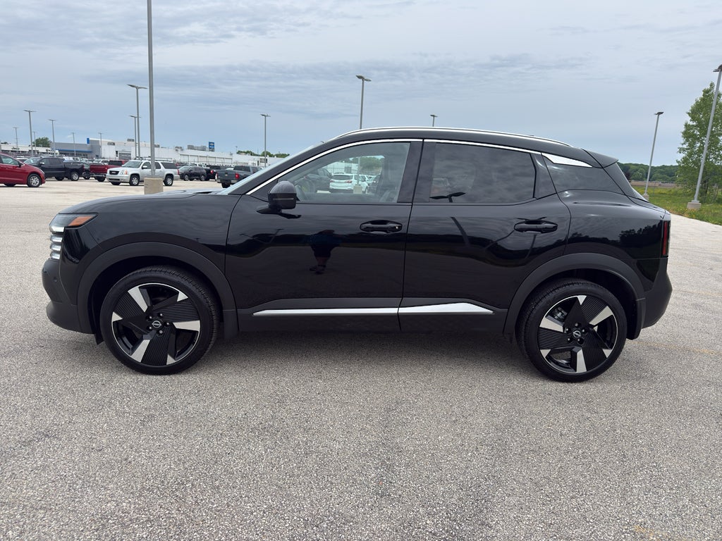2025 Nissan Kicks SR AWD
