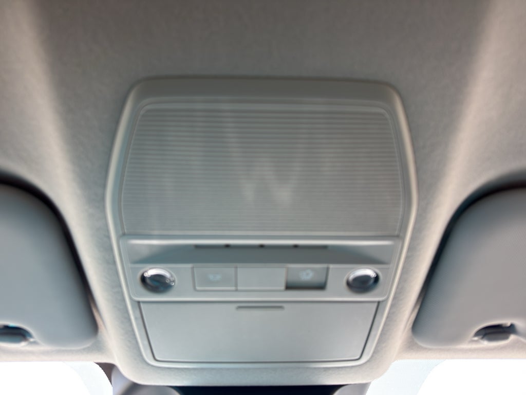 2025 Nissan Kicks SR AWD