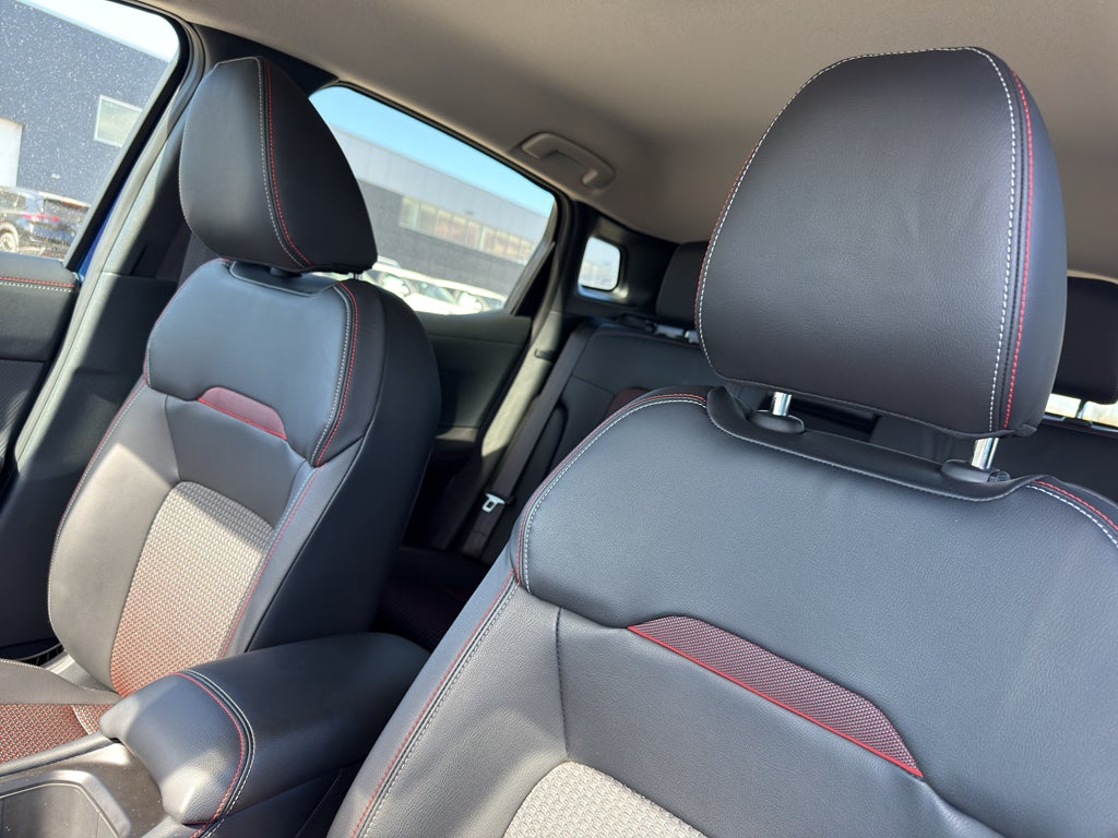 2025 Nissan Kicks SR AWD