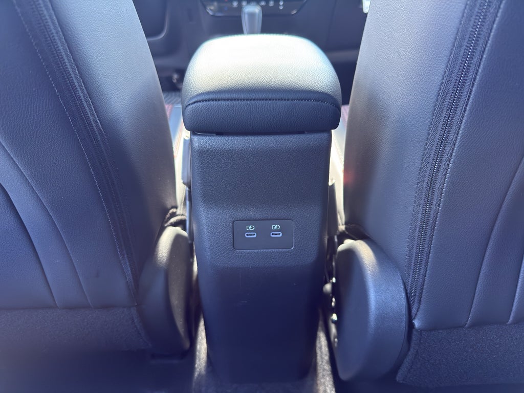 2025 Nissan Kicks SR AWD