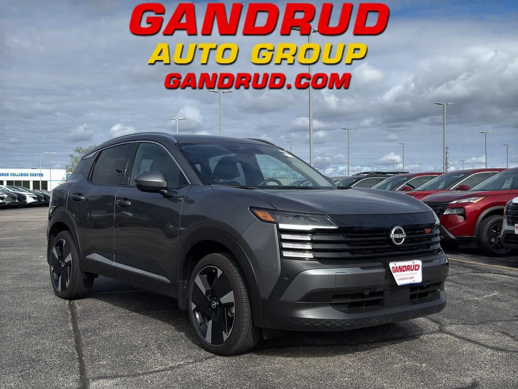 2025 Nissan Kicks 2.0 SR AWD's photo