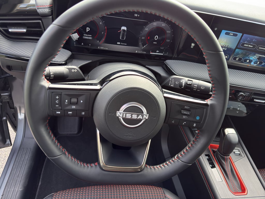 2025 Nissan Kicks SR AWD