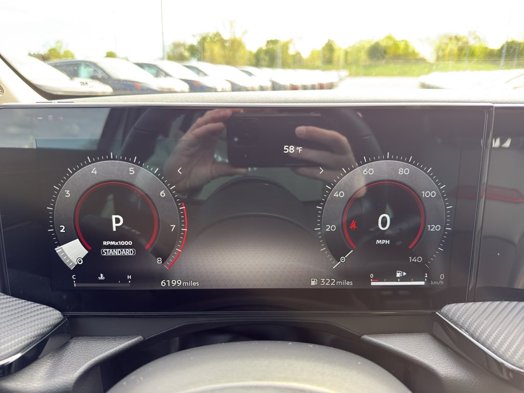 2025 Nissan Kicks SR AWD