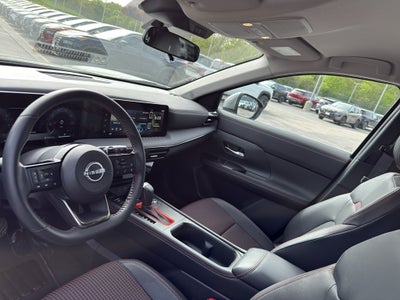 2025 Nissan Kicks SR AWD
