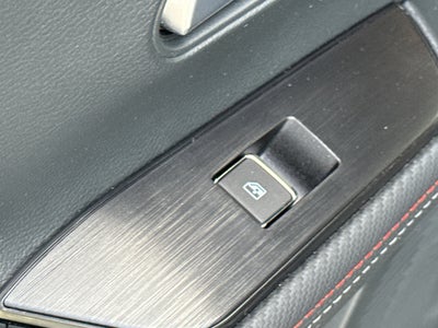 2025 Nissan Kicks SR AWD