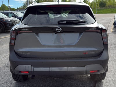 2025 Nissan Kicks SR AWD