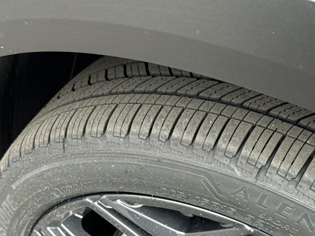 2026 Nissan Kicks SR AWD