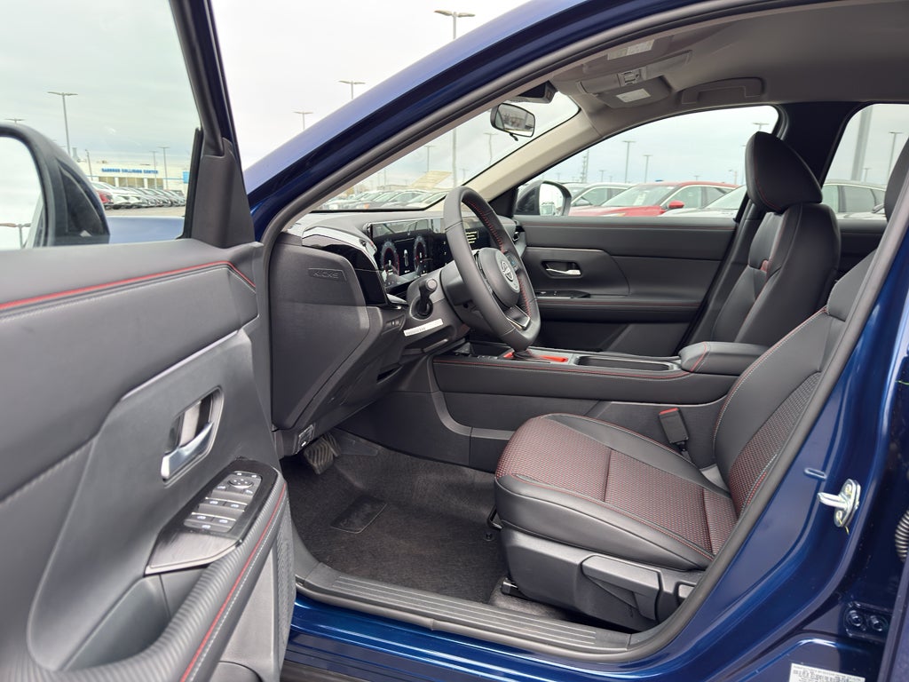 2026 Nissan Kicks SR AWD