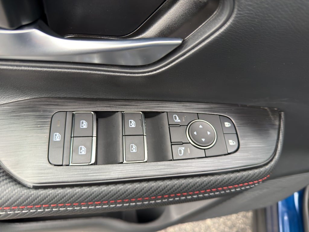 2026 Nissan Kicks SR AWD