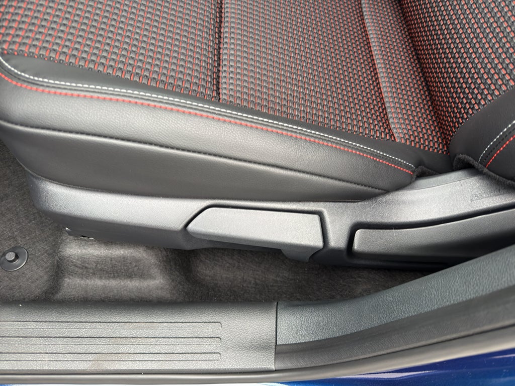 2026 Nissan Kicks SR AWD