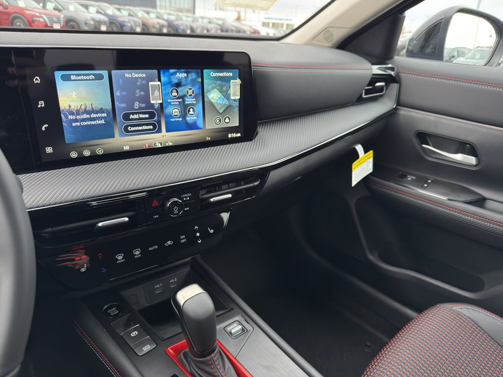 2026 Nissan Kicks SR AWD