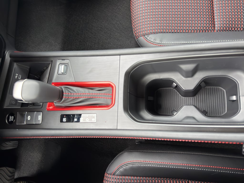 2026 Nissan Kicks SR AWD