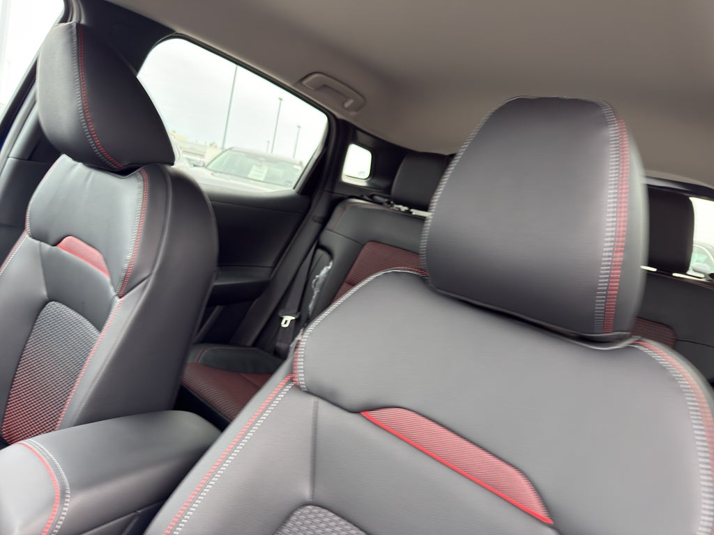 2026 Nissan Kicks SR AWD