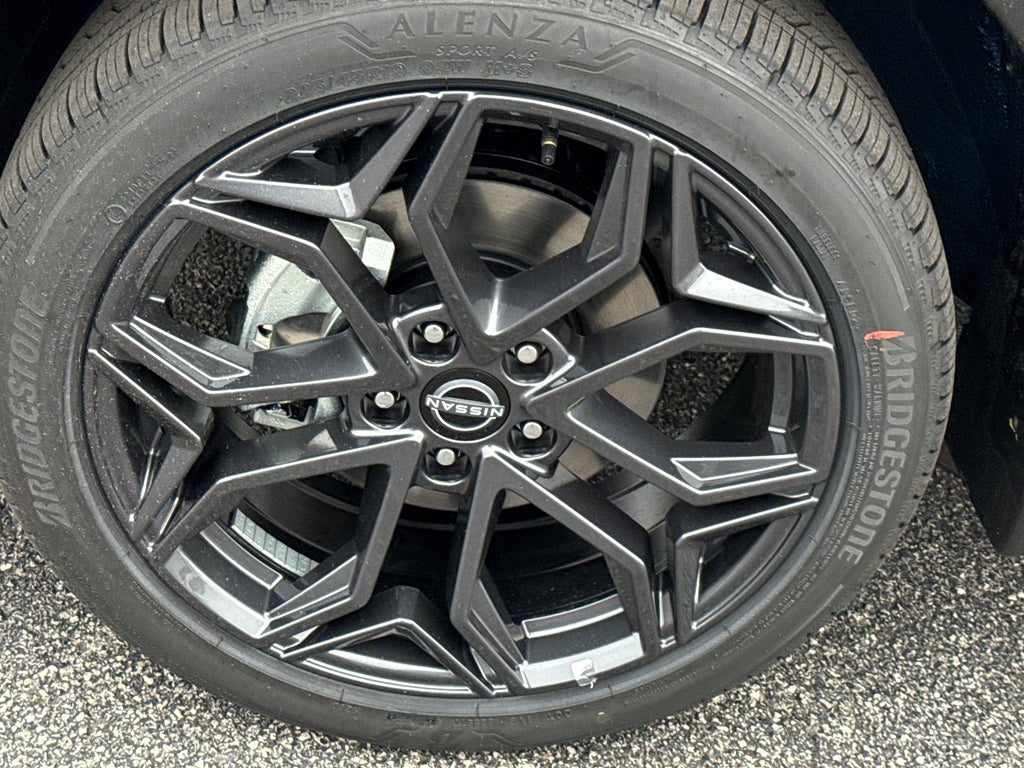 2026 Nissan Kicks SR AWD