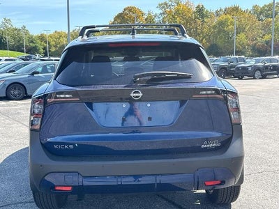 2027 Nissan Kicks SR AWD