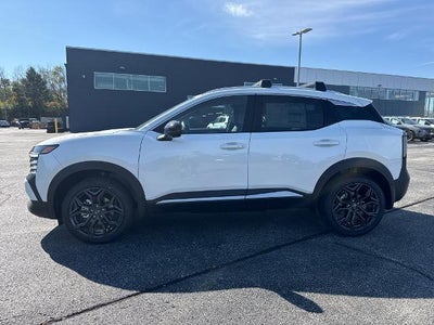 2027 Nissan Kicks SR AWD