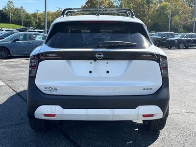 2027 Nissan Kicks SR AWD