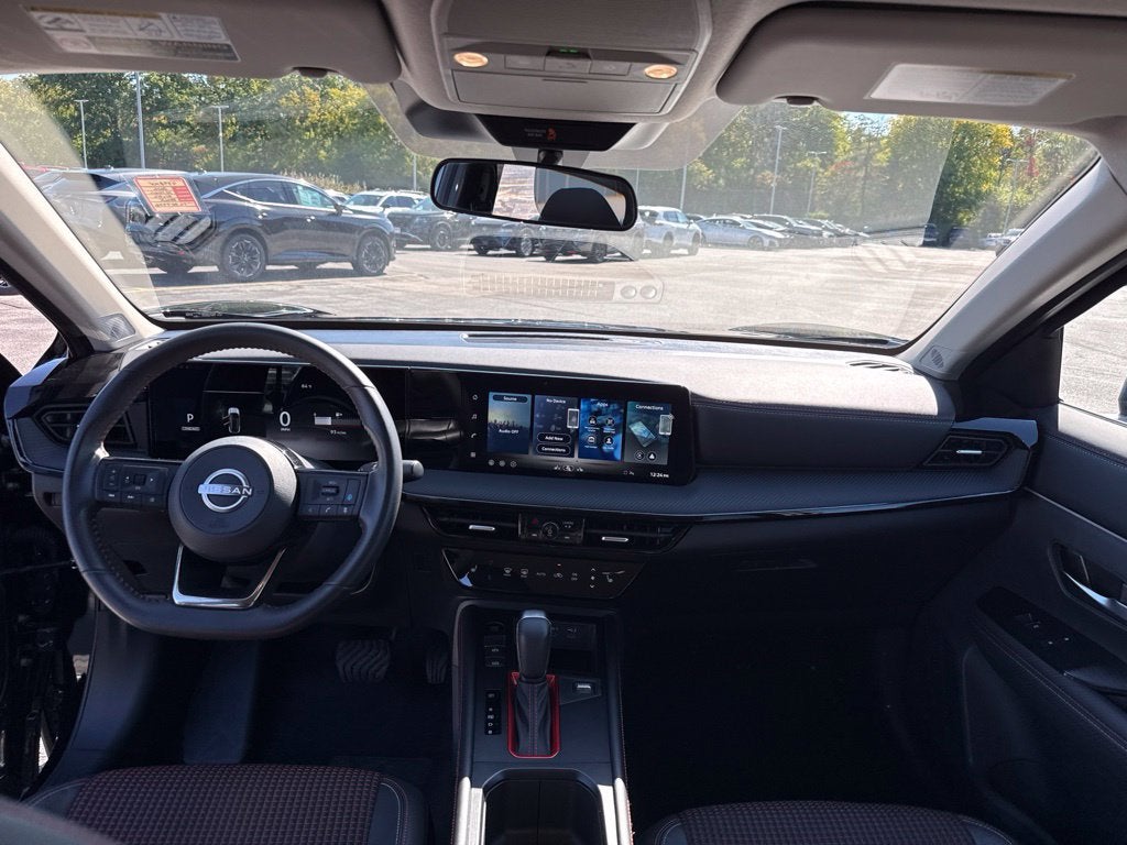 2026 Nissan Kicks SR AWD