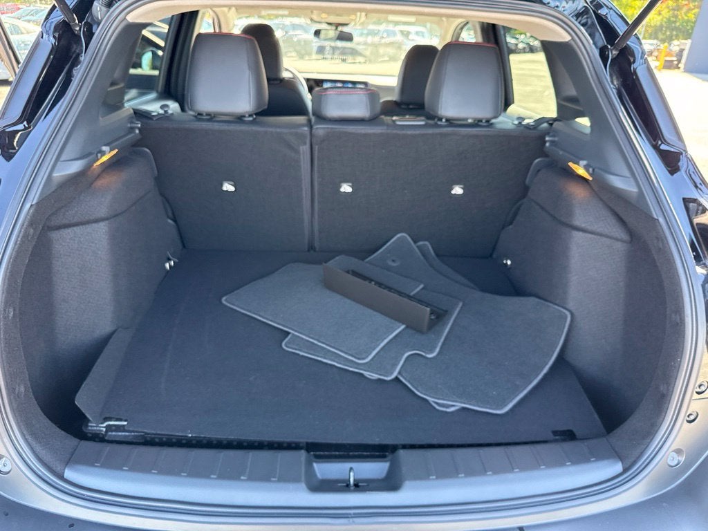 2026 Nissan Kicks SR AWD