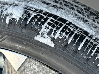 2026 Nissan Kicks SR AWD