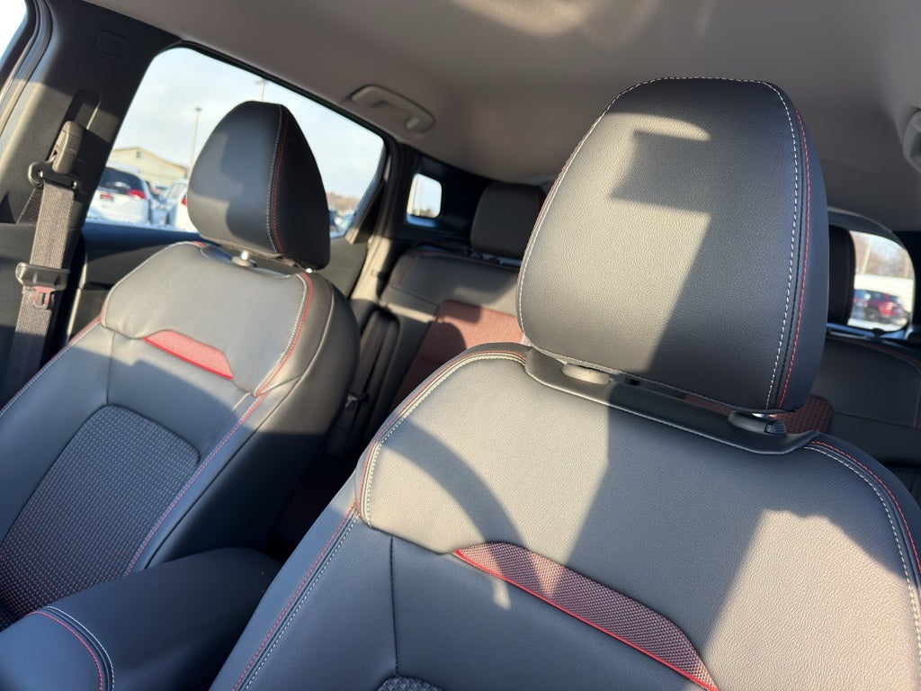 2026 Nissan Kicks SR AWD