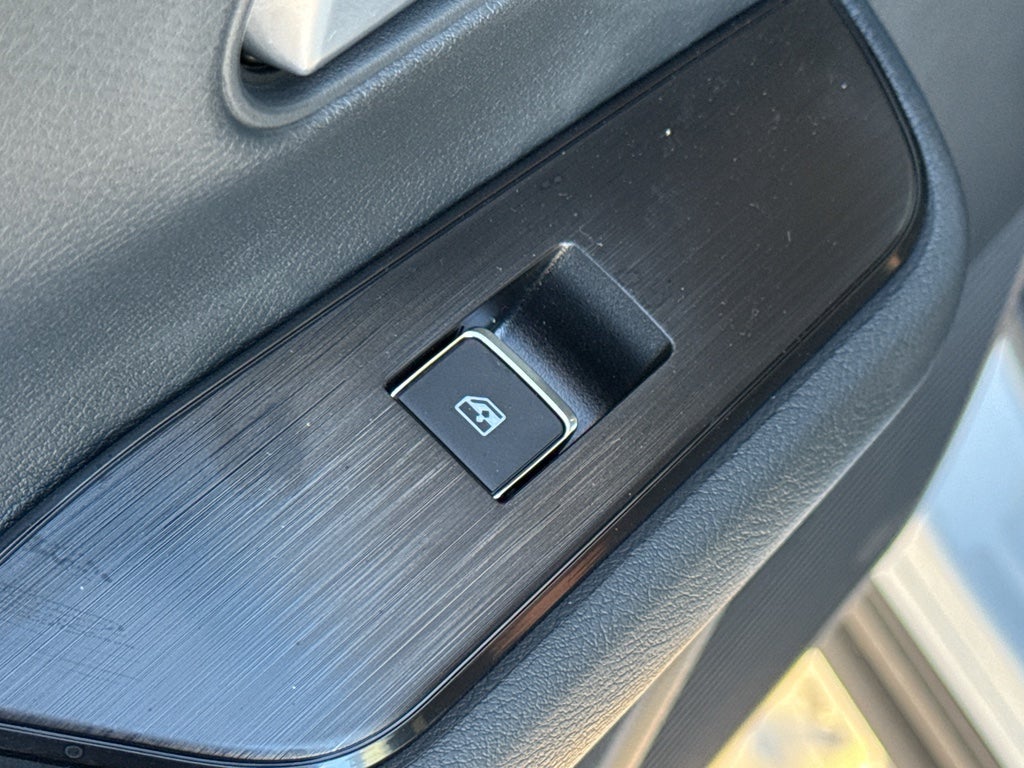 2026 Nissan Kicks SR AWD