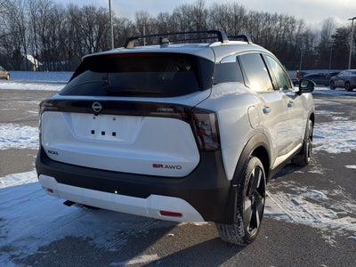 2026 Nissan Kicks SR AWD