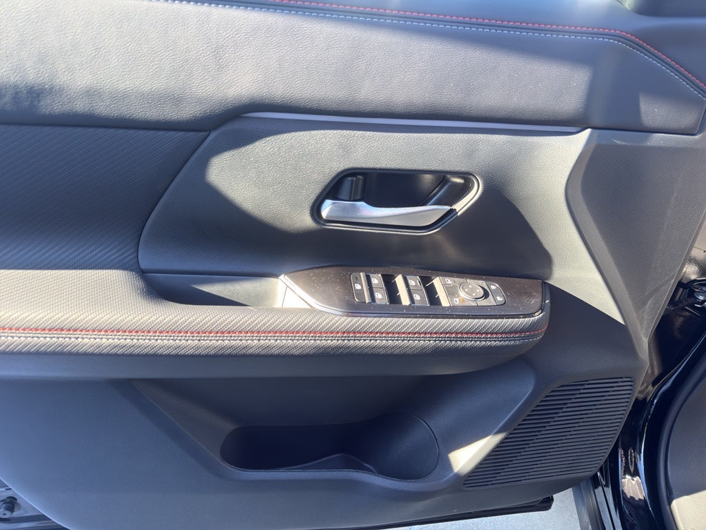 2026 Nissan Kicks SR AWD