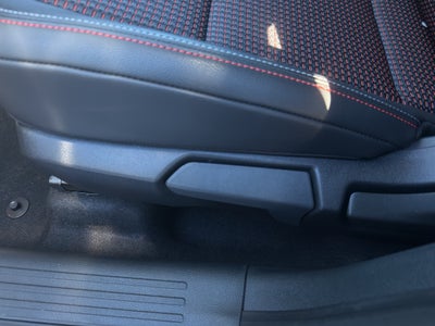 2026 Nissan Kicks SR AWD