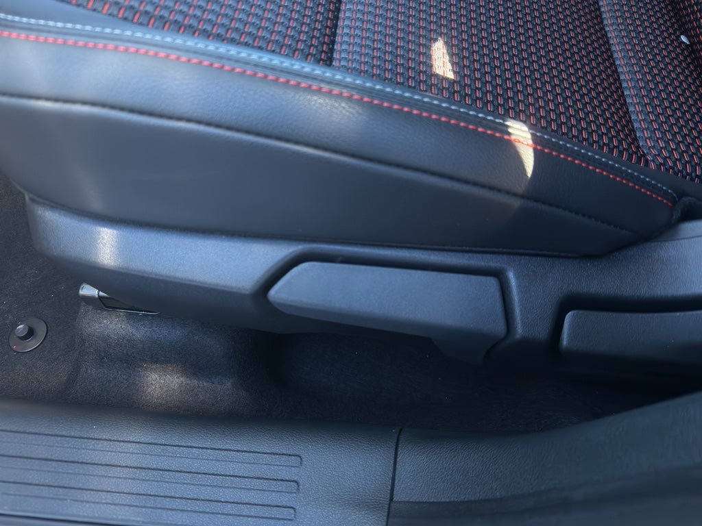 2026 Nissan Kicks SR AWD