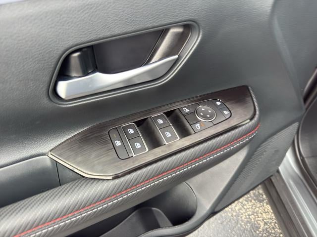 2025 Nissan Kicks SR AWD