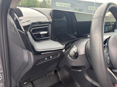 2025 Nissan Kicks SR AWD