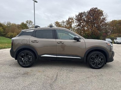 2026 Nissan Kicks SR AWD