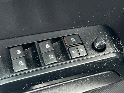 2023 Toyota Tacoma 4WD 4WD SR Double Cab 5' Bed V6 AT (Natl)