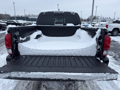 2023 Toyota Tacoma 4WD 4WD SR Double Cab 5' Bed V6 AT (Natl)