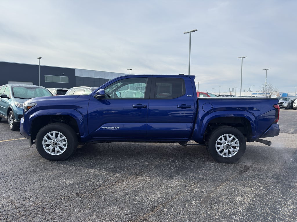 2024 Toyota Tacoma 4WD 4WD SR5 Double Cab 5' Bed AT (Natl)