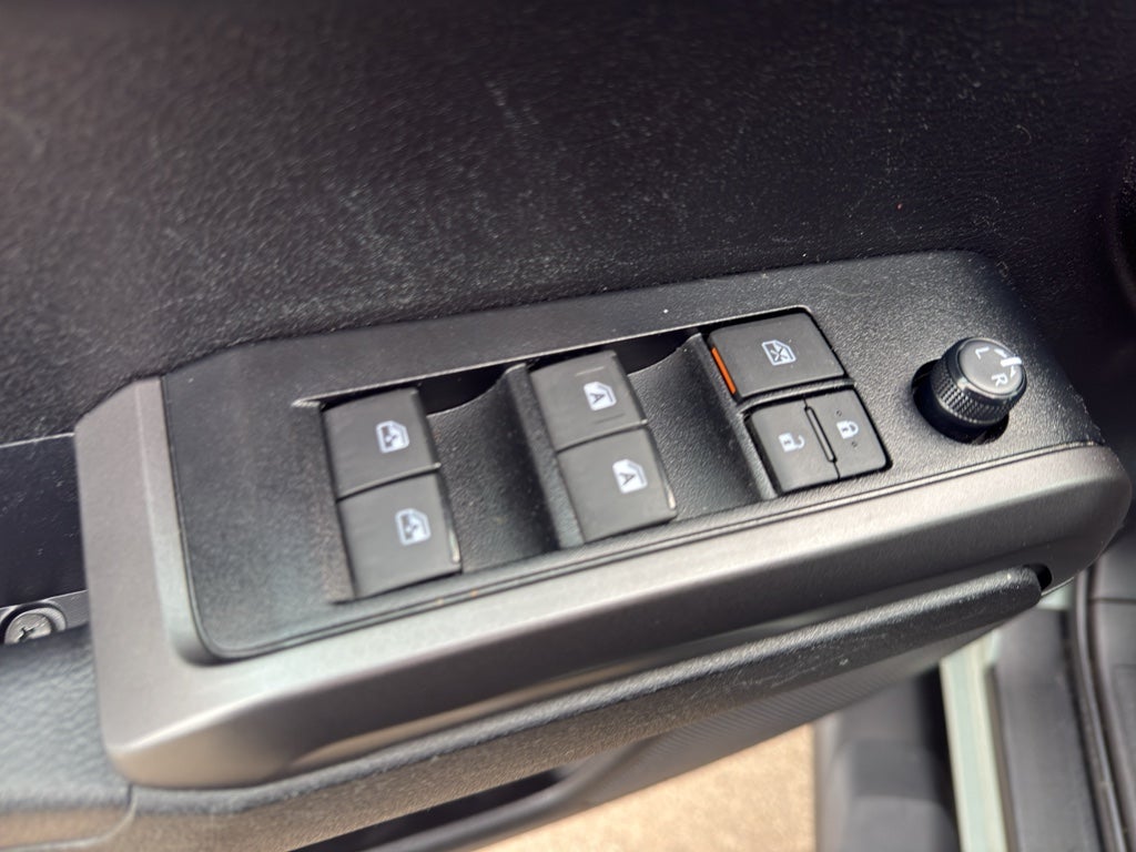 2022 Toyota Tacoma 4WD 4WD TRD Off Road Double Cab 5' Bed V6 MT (Natl)