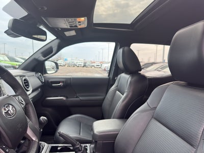 2022 Toyota Tacoma 4WD 4WD TRD Off Road Double Cab 5' Bed V6 MT (Natl)