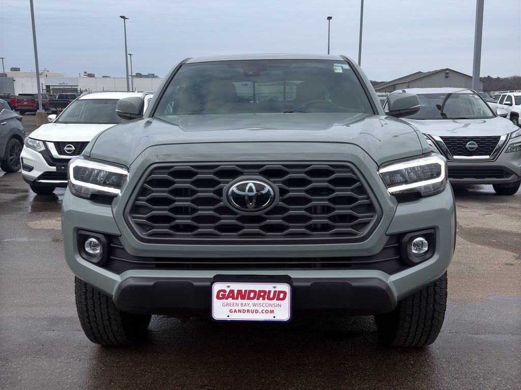 2022 Toyota Tacoma 4WD 4WD TRD Off Road Double Cab 5' Bed V6 MT (Natl)
