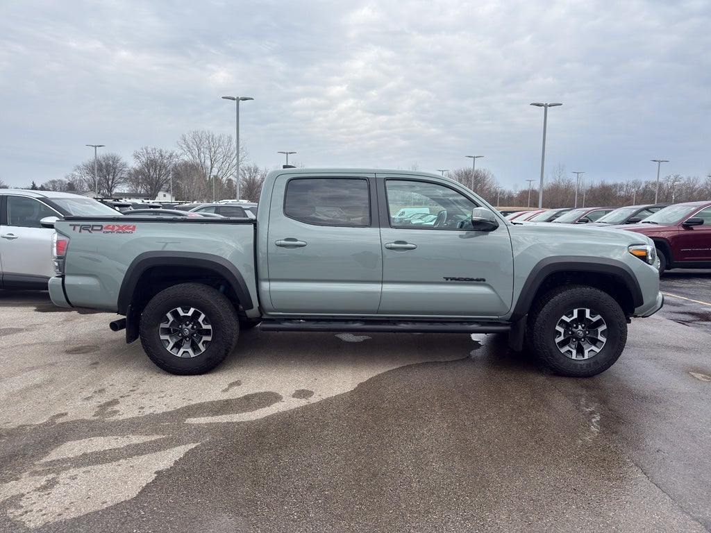 2022 Toyota Tacoma 4WD 4WD TRD Off Road Double Cab 5' Bed V6 MT (Natl)