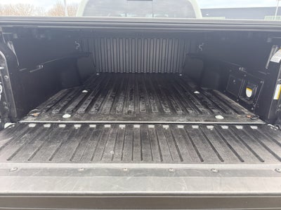 2022 Toyota Tacoma 4WD 4WD TRD Off Road Double Cab 5' Bed V6 MT (Natl)