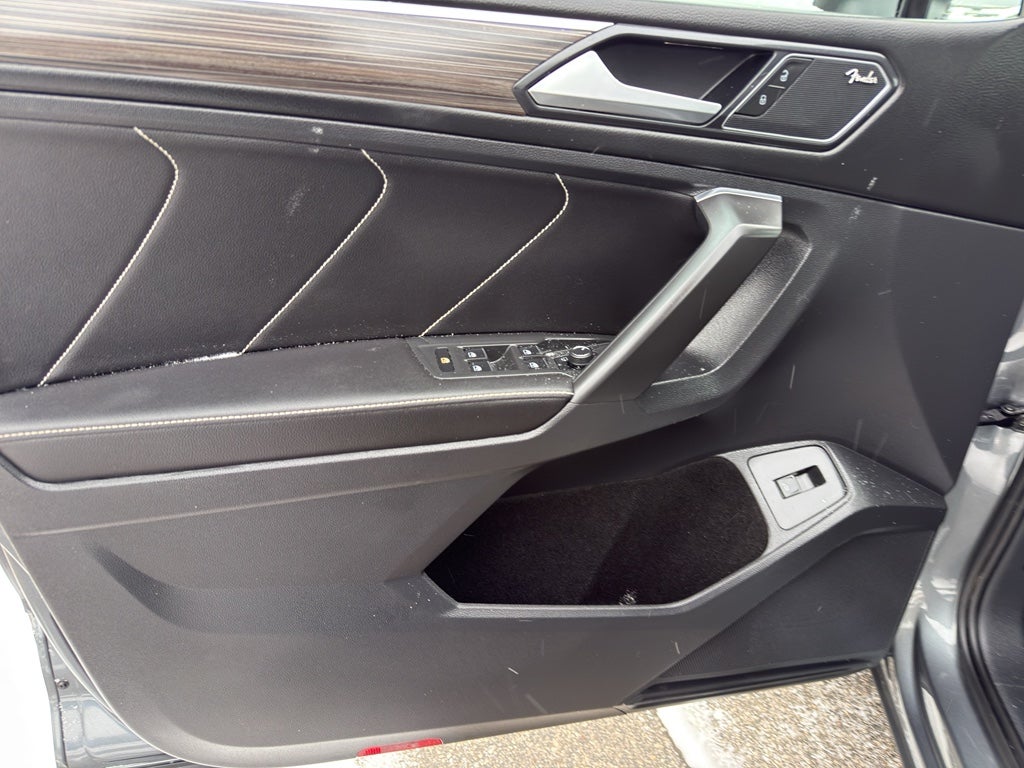 2022 Volkswagen Tiguan 2.0T SEL R-Line 4MOTION